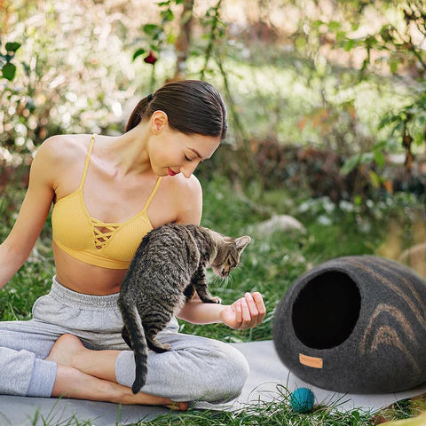 woman with cat